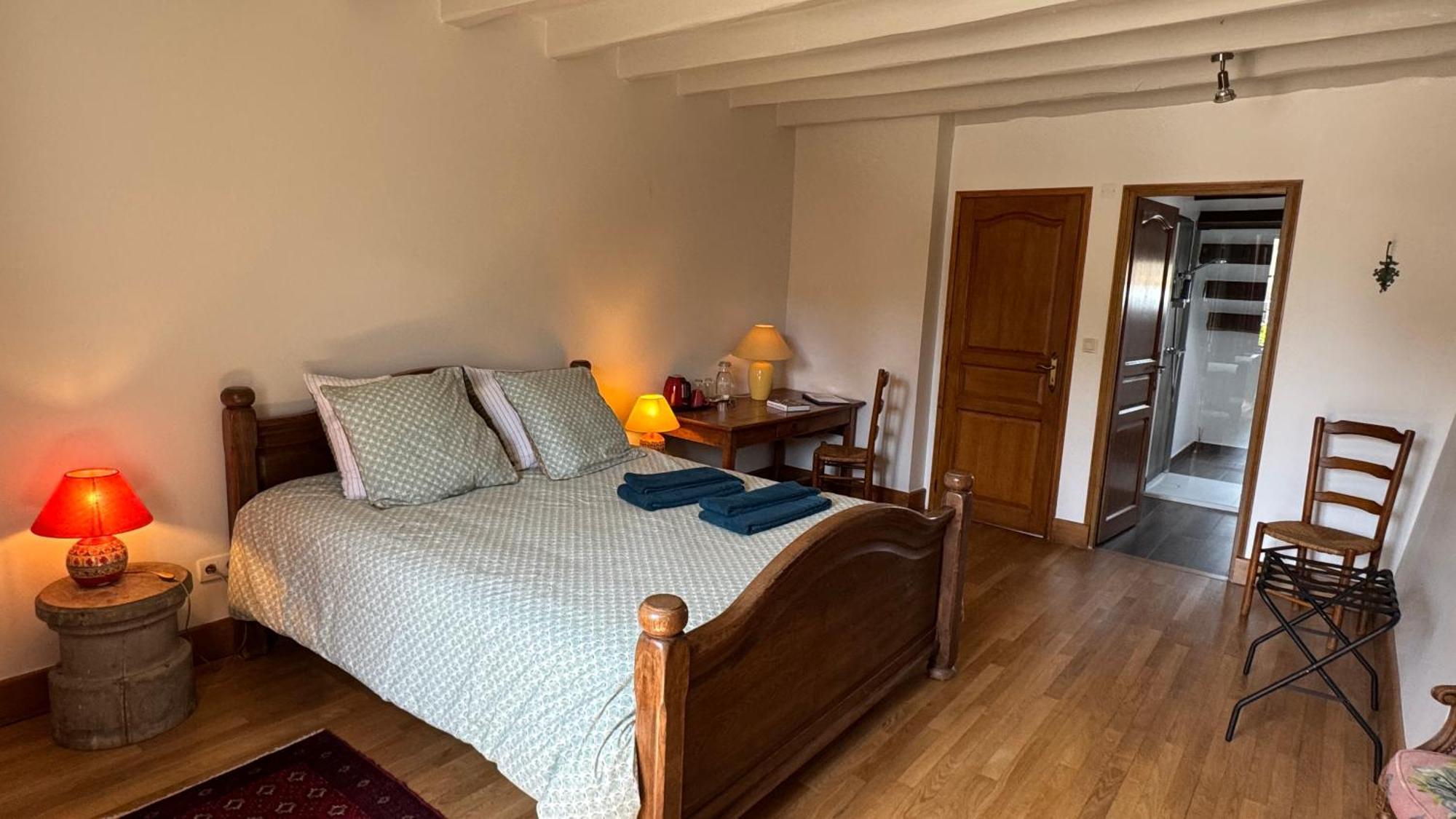 Maison Forte Perreuse Treigny Eksteriør bilde