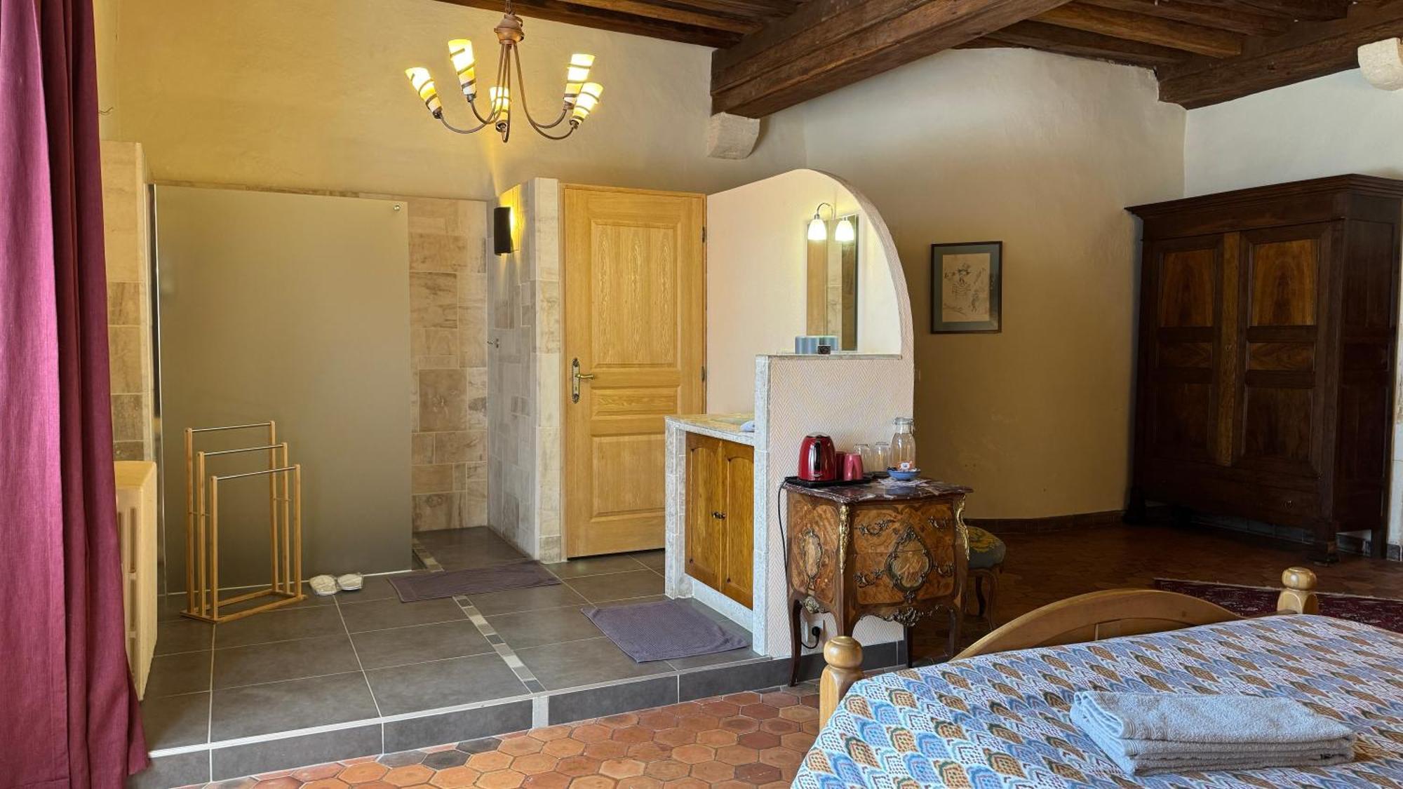 Maison Forte Perreuse Treigny Eksteriør bilde