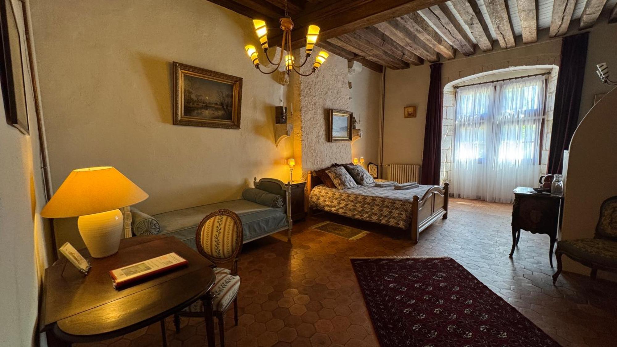 Maison Forte Perreuse Treigny Eksteriør bilde